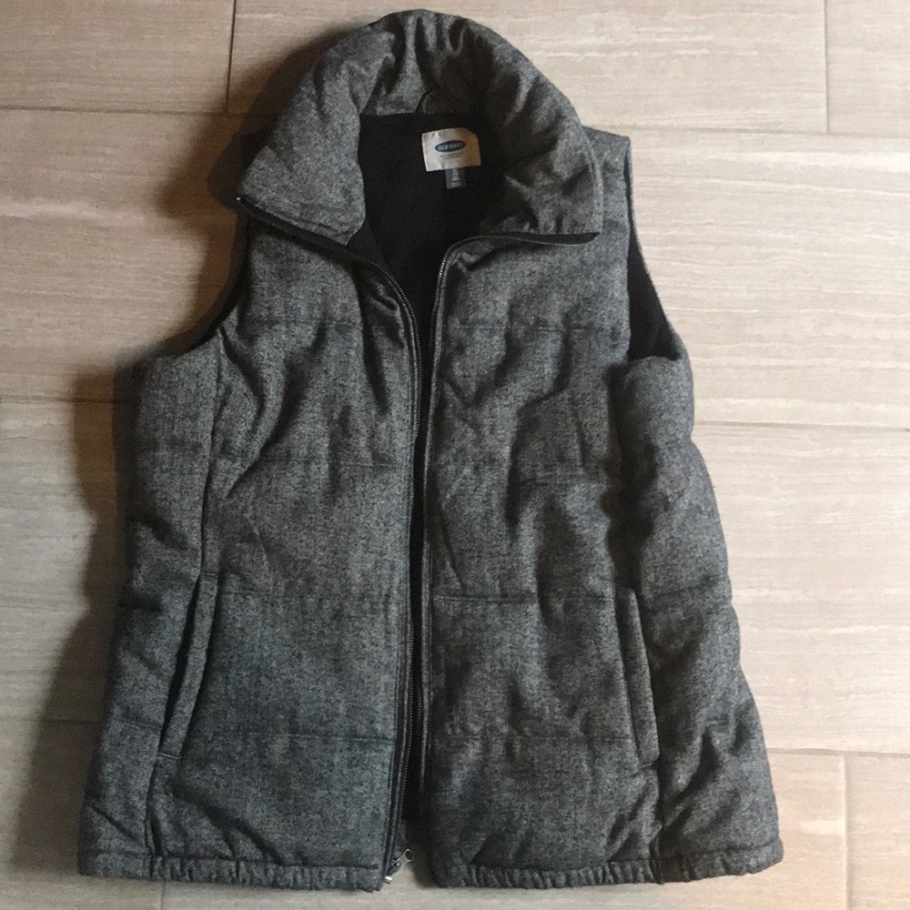 Old Navy quilted vest.  Fleece lined w pockets.